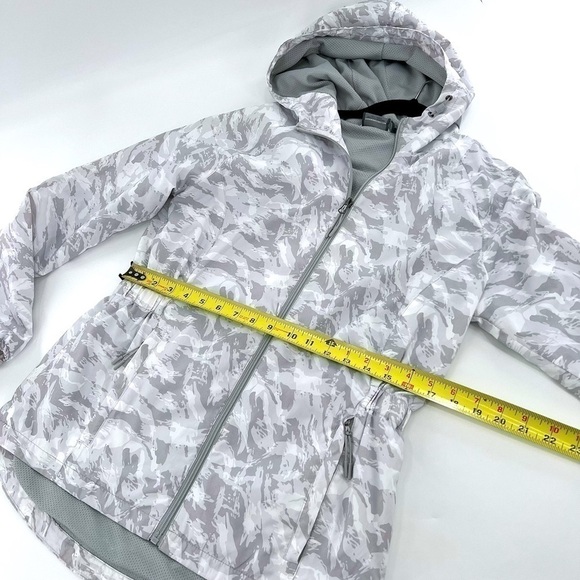 New balance windbreaker jacket Como woman’s size M - Picture 4 of 11